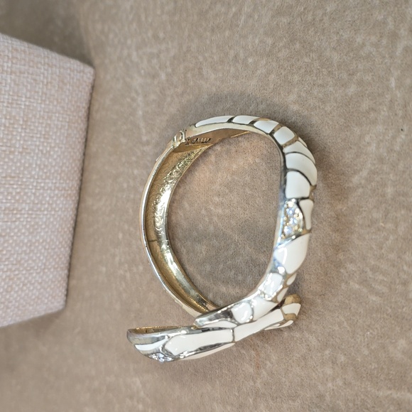Sensational Gold-Tone Crystal Rhynestone Creme Enamel COBRA Snake Cuff Braceelet - Picture 2 of 8